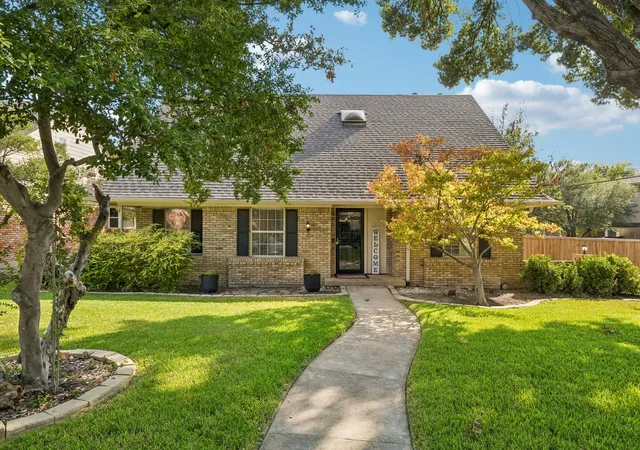 Single family home for sale at 9336 Heatherdale Dr, Dallas, TX 75243 | MLS# 21395098