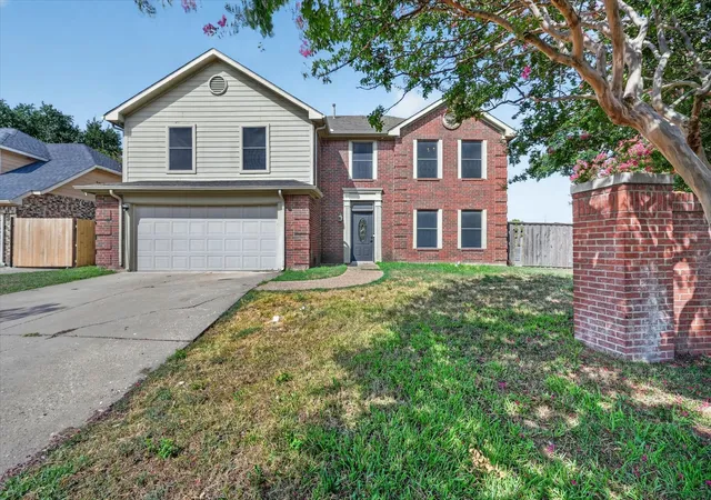 Photo 1 of Single family home for sale at 4301 Hudson Ave, Grand Prairie, TX 75052 | MLS# 21399395 | Listing updated on 2026-10-19