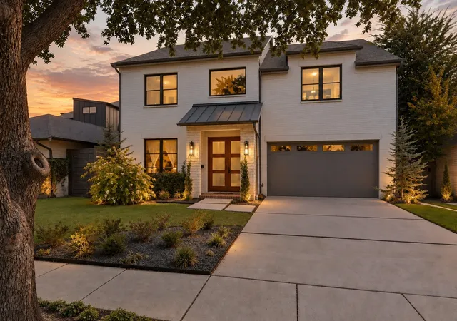 Single family home for sale at 7514 Linwood Ave, Dallas, TX 75209 | MLS# 21395048