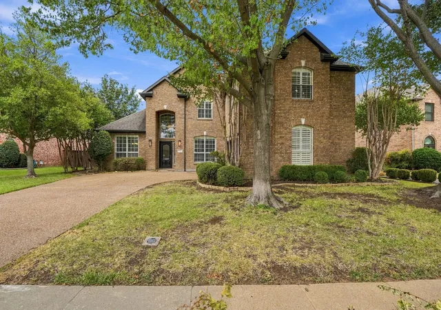 Photo 1 of Single family home for sale at 229 Chestnut Ln, Coppell, TX 75019 | MLS# 21400838 | Listing updated on 2026-10-20