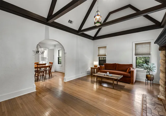 Photo 2 of Single family home for sale at 2803 Cain Blvd, Dallas, TX 75211 | MLS# 21402518 | Listing updated on 2026-10-20
