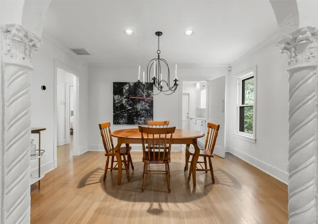 Photo 3 of Single family home for sale at 2803 Cain Blvd, Dallas, TX 75211 | MLS# 21402518 | Listing updated on 2026-10-20