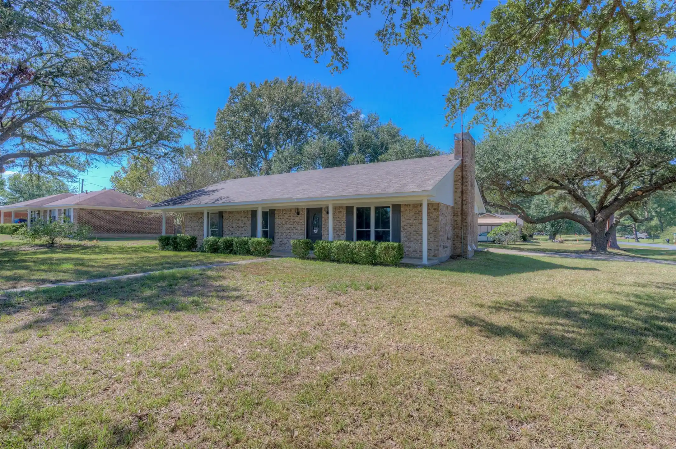 Single family home for sale at 10405 Mcelroy Dr, Keithville, LA 71047 | MLS# 21405883