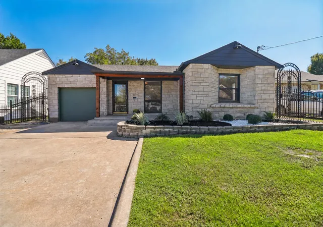 Photo 1 of Single family home for sale at 614 Marshalldell Ave, Dallas, TX 75211 | MLS# 21404778 | Listing updated on 2026-10-20