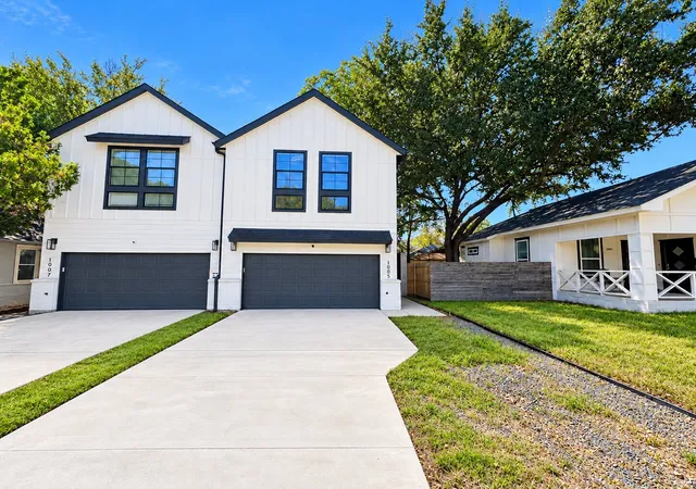 Single family home for sale at 1005 Mount Auburn Ave, Dallas, TX 75223 | MLS# 21406696