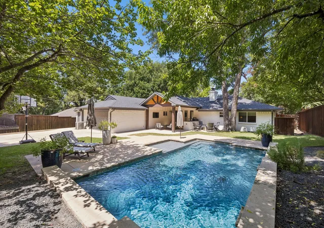 Photo 1 of Single family home for sale at 10428 Vinemont, Dallas, TX 75218 | MLS# 21406612 | Listing updated on 2026-10-19