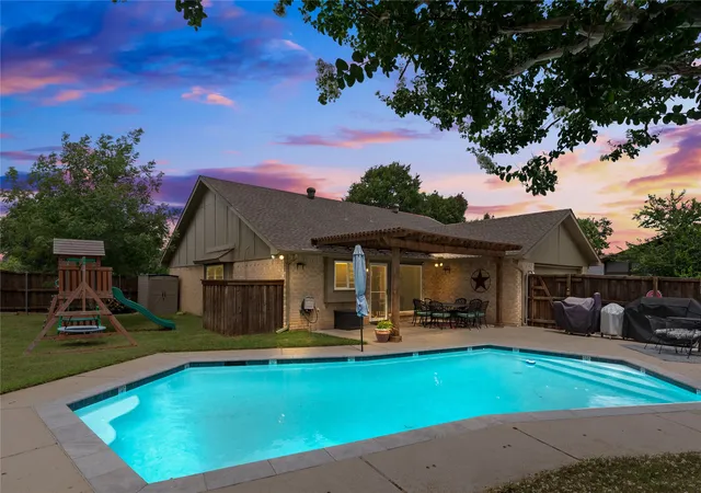 Photo 1 of Sale Pending at 4000 Churchill Dr, Flower Mound, TX 75028 | MLS# 21405362 | Listing updated on 2026-10-22