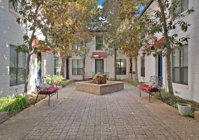 Listing Photo 4 - Condo for sale in building located at 4120 Bowser Ave, Dallas, TX 75219 - Unit #D