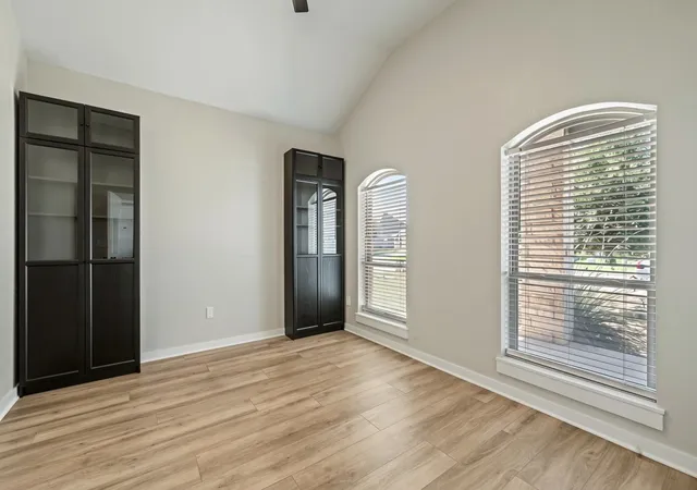Photo 4 of Single family home for sale at 3108 Gilchrist Dr, Lorena, TX 76655 | MLS# 21399964 | Listing updated on 2026-10-21