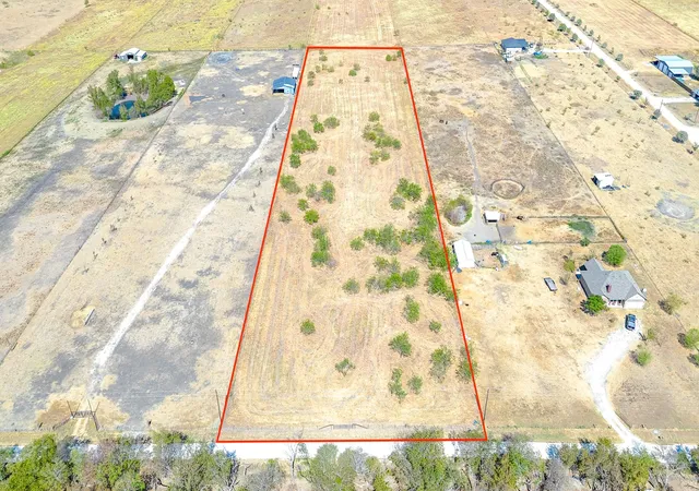 Photo 1 of Sale Pending at Lot Nw 36 County Rd 1270, Corsicana, TX 75110 | MLS# 21403919 | Listing updated on 2026-10-19