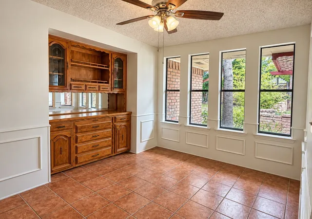 Photo 4 of Single family home for sale at 1444 Marlene Pl, De Soto, TX 75115 | MLS# 21410198 | Listing updated on 2026-10-20