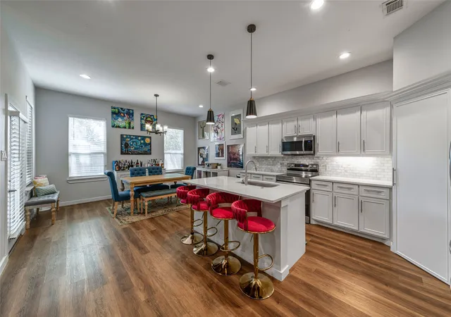 Photo 3 of Single family home for sale at 3724 Crane St, Dallas, TX 75212 | MLS# 21410227 | Listing updated on 2026-10-21