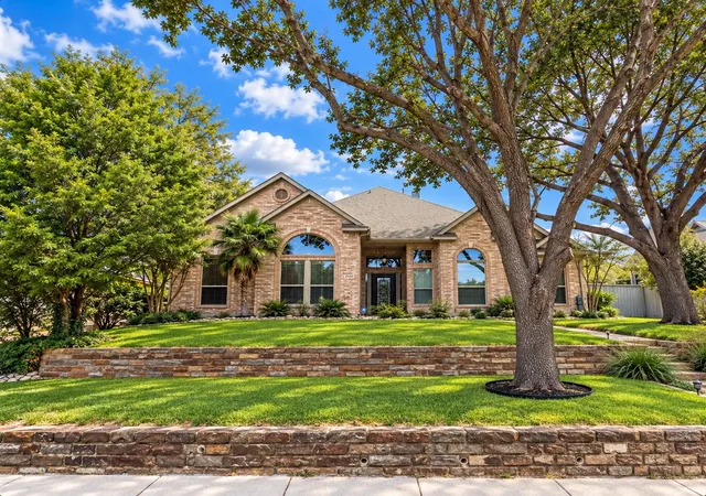 Photo 1 of Single family home for sale at 2990 Hillingdon Dr, Richardson, TX 75082 | MLS# 21409745 | Listing updated on 2026-10-21