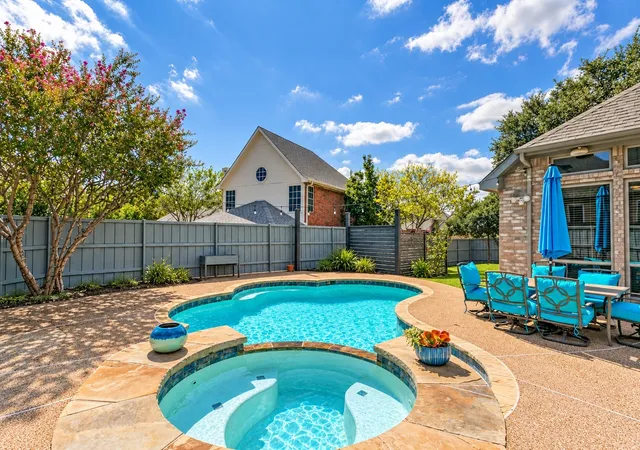 Photo 3 of Single family home for sale at 2990 Hillingdon Dr, Richardson, TX 75082 | MLS# 21409745 | Listing updated on 2026-10-21