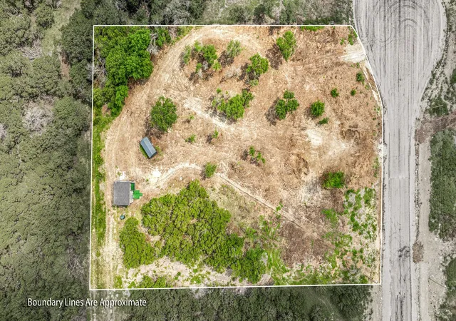 Photo 2 of Single family home for sale at 2035 Mesa Vista Dr, Stephenville, TX 76401 | MLS# 21410364 | Listing updated on 2026-10-19