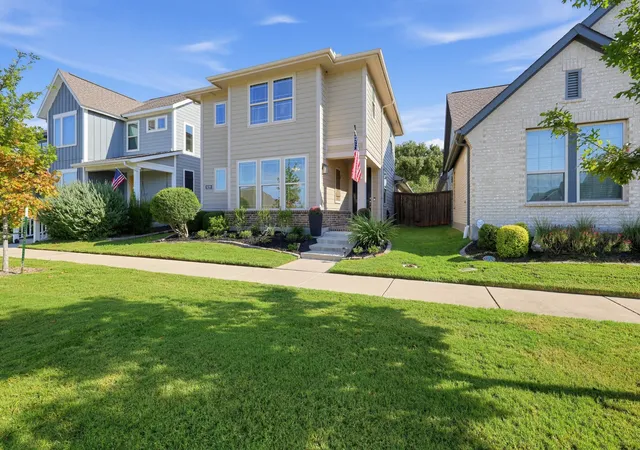 Photo 1 of Single family home for sale at 9220 Lamar St, Rowlett, TX 75089 | MLS# 21411022 | Listing updated on 2026-10-20