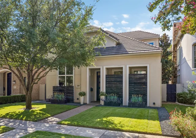 Single family home for sale at 4509 Normandy Ave, Dallas, TX 75205 | MLS# 21408008