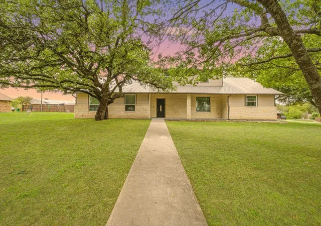 Single family home for sale at 435 Edwards Dr, Dublin, TX 76446 | MLS# 21411425