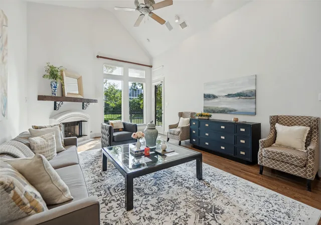 Photo 4 of Single family home for sale at 12050 Lueders Ln, Dallas, TX 75230 | MLS# 21412208 | Listing updated on 2026-10-29