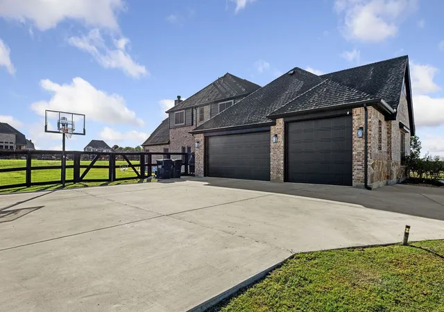 Photo 1 of Single family home for sale at 1205 Redbud St, Howe, TX 75459 | MLS# 21405980 | Listing updated on 2026-10-20