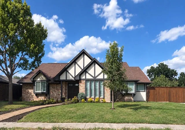 Photo 1 of Single family home for sale at 467 Harvest Glen Dr, Richardson, TX 75081 | MLS# 21411428 | Listing updated on 2026-10-19