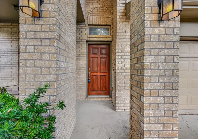 Photo 3 of Single family home for sale at 9115 Darby Park Ln, Richmond, TX 77407 | MLS# 21412349 | Listing updated on 2026-10-22