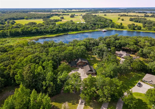 Photo 2 of Single family home for sale at 660 County Rd 1503, Alba, TX 75410 | MLS# 21412702 | Listing updated on 2026-10-20