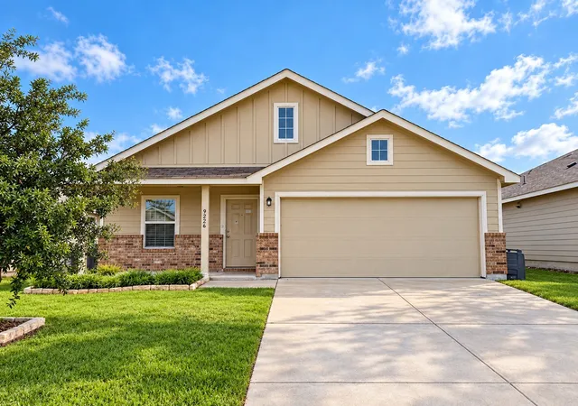 Photo 1 of Single family home for sale at 9226 Summerlee St, Dallas, TX 75227 | MLS# 21405442 | Listing updated on 2026-10-21