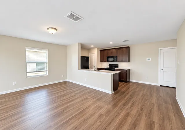 Photo 3 of Single family home for sale at 9226 Summerlee St, Dallas, TX 75227 | MLS# 21405442 | Listing updated on 2026-10-21