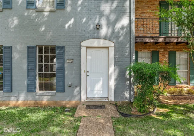 Photo 4 of Townhouse for sale at 10043 Alondra St, Shreveport, LA 71115 | MLS# 21412734 | Listing updated on 2026-10-21