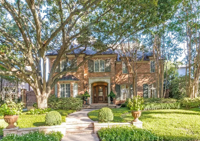 Photo 1 of Mansion for sale at 4438 Arcady Ave, Dallas, TX 75205 | MLS# 21413259 | Listing updated on 2026-10-20