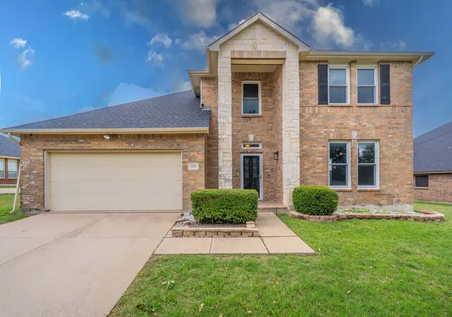 Single family home for sale at 1739 Chadwick Dr, Cedar Hill, TX 75104 | MLS# 21410296
