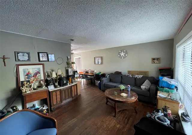 Single family home for sale at 1115 Pine St, Grand Prairie, TX 75050 | MLS# 21413258