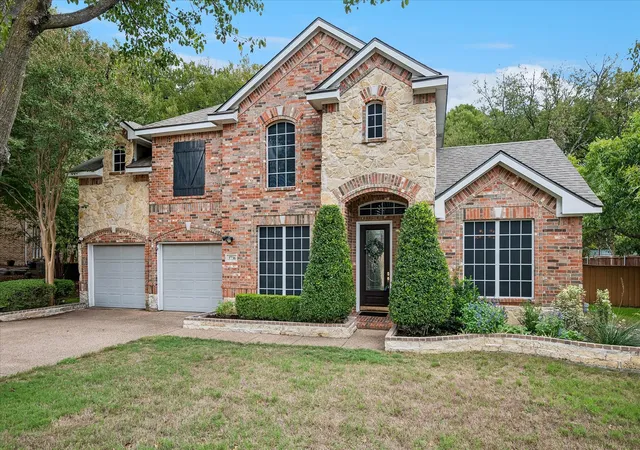 Photo 1 of Single family home for sale at 3736 Boxwood Dr, Grand Prairie, TX 75052 | MLS# 21400334 | Listing updated on 2026-10-19
