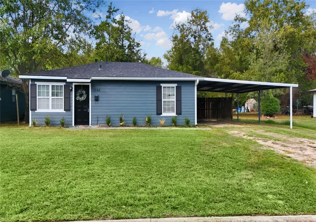 Single family home for sale at 1145 16th Street NW, Paris, TX 75460 | MLS# 21413491