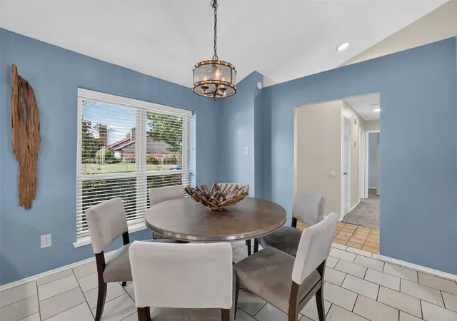 Photo 4 of Single family home for sale at 1600 Vera Cruz Dr, Plano, TX 75074 | MLS# 21413619 | Listing updated on 2026-10-22