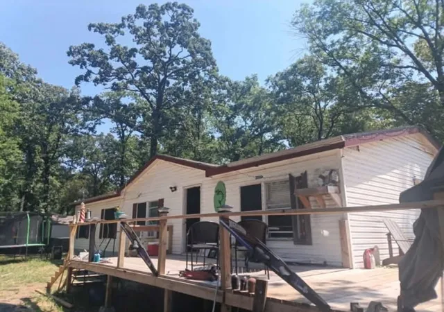 Photo 1 of Manufactured home for sale at 156 Van Horn St, Mabank, TX 75156 | MLS# 21414261 | Listing updated on 2026-10-22