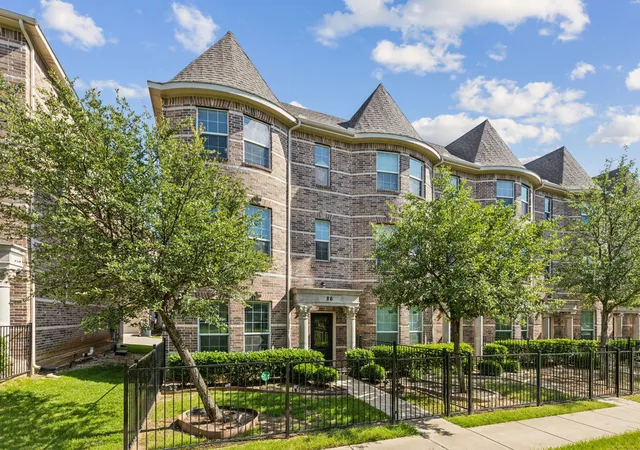 Photo 2 of Condo for sale at 2500 Rockbrook Dr #6C-86, Lewisville, TX 75067 | MLS# 21402906 | Listing updated on 2026-10-19