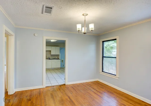 Photo 3 of Single family home for sale at 4310 Finley Dr, Shreveport, LA 71105 | MLS# 21415001 | Listing updated on 2026-10-20