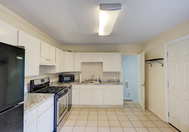 Photo 4 of Single family home for sale at 4310 Finley Dr, Shreveport, LA 71105 | MLS# 21415001 | Listing updated on 2026-10-20