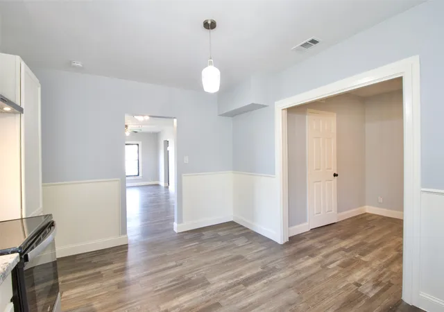Photo 3 of Single family home for sale at 704 Pine St, Teague, TX 75860 | MLS# 21408283 | Listing updated on 2026-10-20