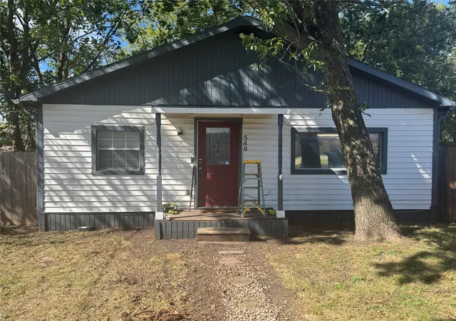 Photo 1 of Single family home for sale at 548 Miller Ln, Van Alstyne, TX 75495 | MLS# 21415490 | Listing updated on 2026-10-28