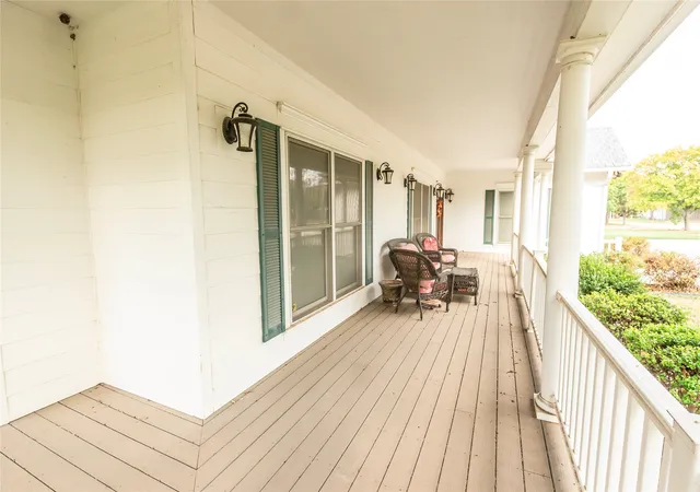 Single family home for sale at 206 Poplar St, Nocona, TX 76255 | MLS# 21415545