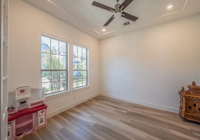 Photo 3 of Single family home for sale at 256 Harbor Hills Dr, Flower Mound, TX 75028 | MLS# 21415095 | Listing updated on 2026-10-29
