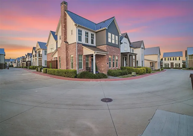 Photo 3 of Single family home for sale at 720 Wooster Ln, Plano, TX 75074 | MLS# 21404903 | Listing updated on 2026-10-22