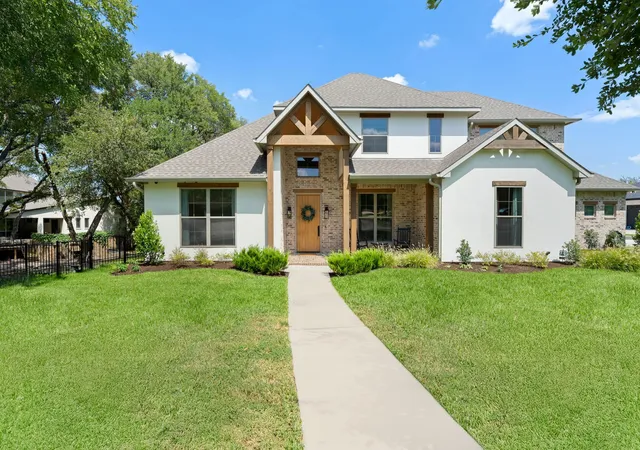 Single family home for sale at 477 Stone Cyn Dr, Sunnyvale, TX 75182 | MLS# 21413151
