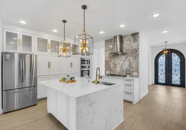 Photo 4 of Single family home for sale at 102 Glenn Ave, Rockwall, TX 75087 | MLS# 21401876 | Listing updated on 2026-10-29