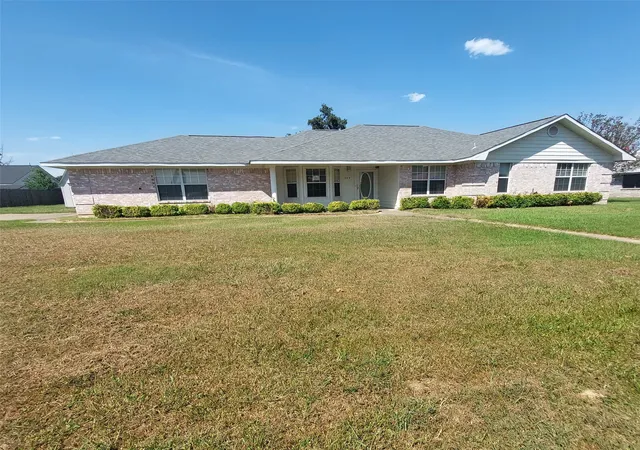 Single family home for sale at 305 Starlight St, Idabel, OK 74745 | MLS# 21415082