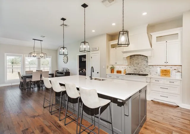 Photo 1 of Single family home for sale at 1610 N Mason St, Bowie, TX 76230 | MLS# 21416208 | Listing updated on 2026-10-20