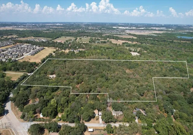 Photo 3 of Land for sale at 425 Cooks Ln, Fort Worth, TX 76120 | MLS# 21410746 | Listing updated on 2026-10-29